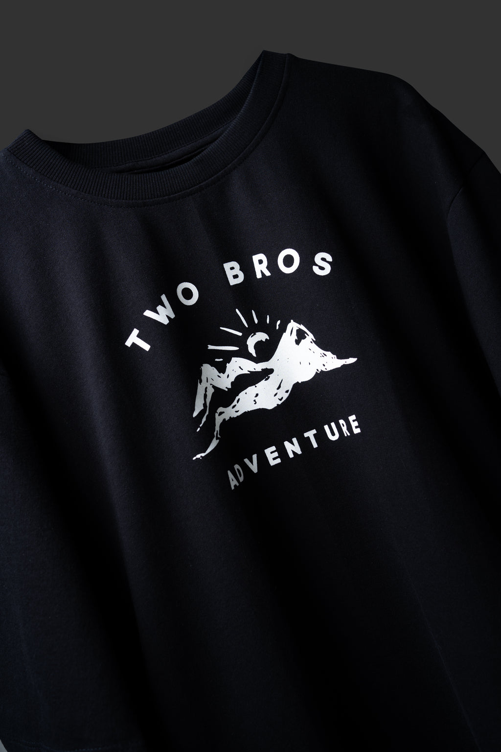BLACK HORSE T-SHIRT
