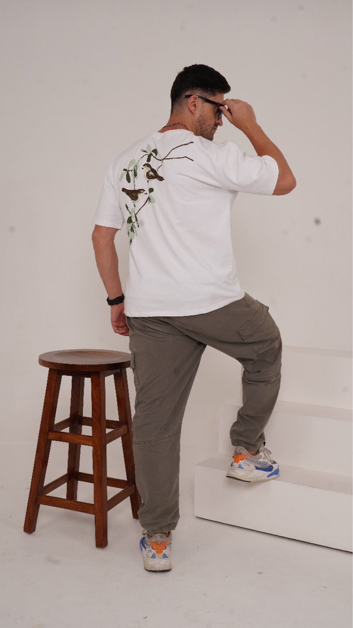 SUMMER BIRDS T-SHIRT